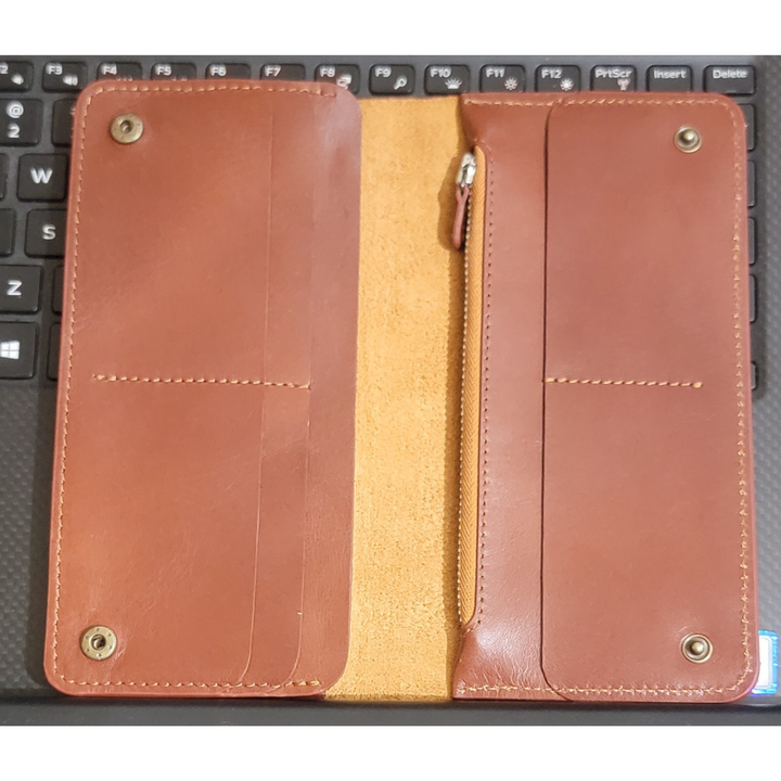 ZAYS Premium Quality Long Wallet for Men | 100% Genuine Pull-Up Leather | Handcrafted Durable & Stylish | Mobile Compartment, Multiple Card Slots & Cash Sections | Perfect for Business, Travel & Everyday Use | Luxury Gift Packaging | Pre-Order Available